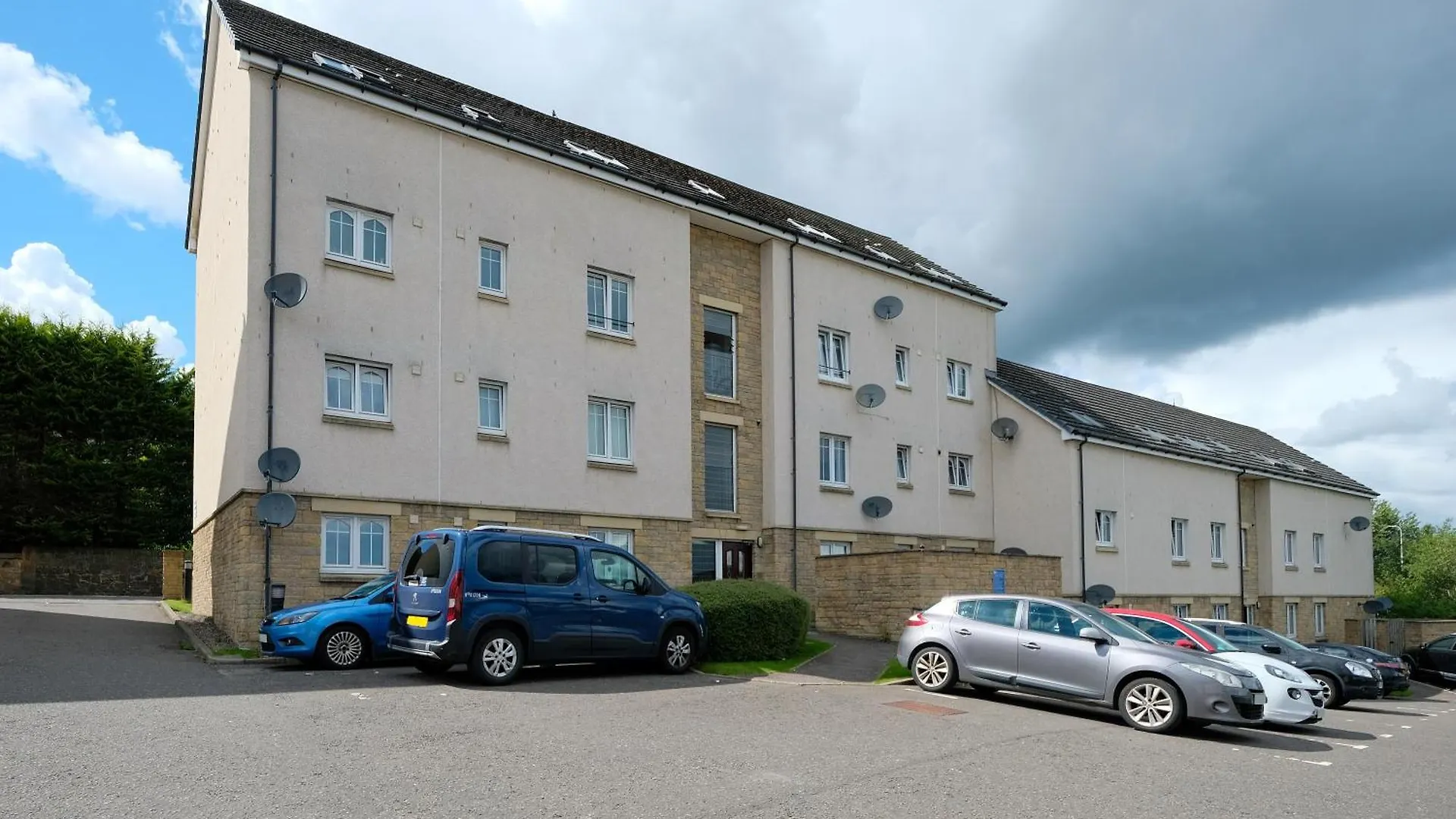 Apartment Super Prime Train Station Inverkeithing By Tba